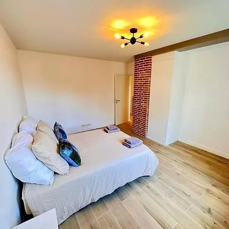 Extraordinary Duplex In Paris Montreuil (Seine-Saint-Denis)